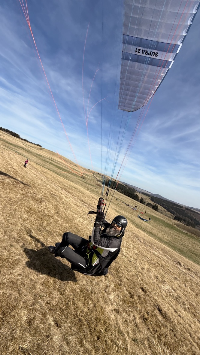 SUPRA 21 on the Wasserkuppe during groundhandling